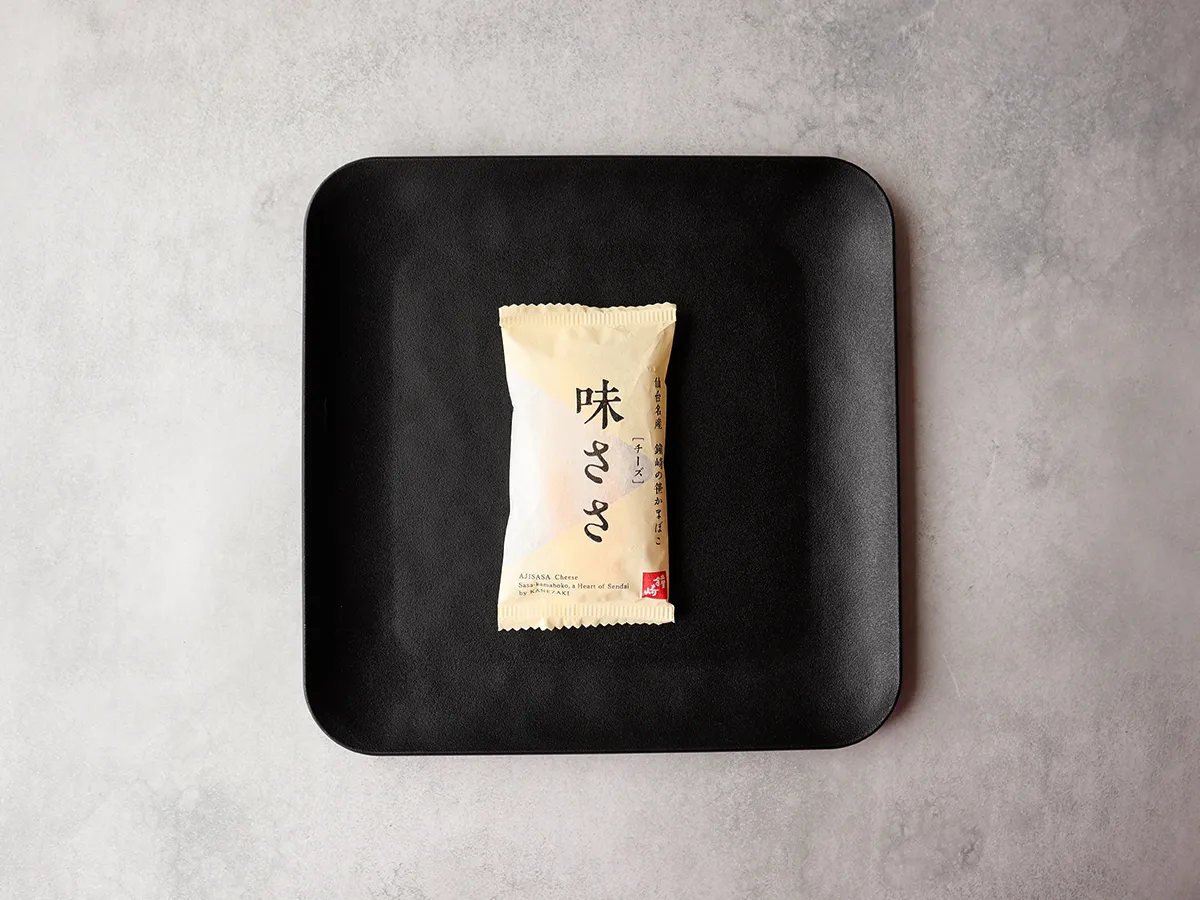 鐘崎「味ささ チーズ」のパッケージ