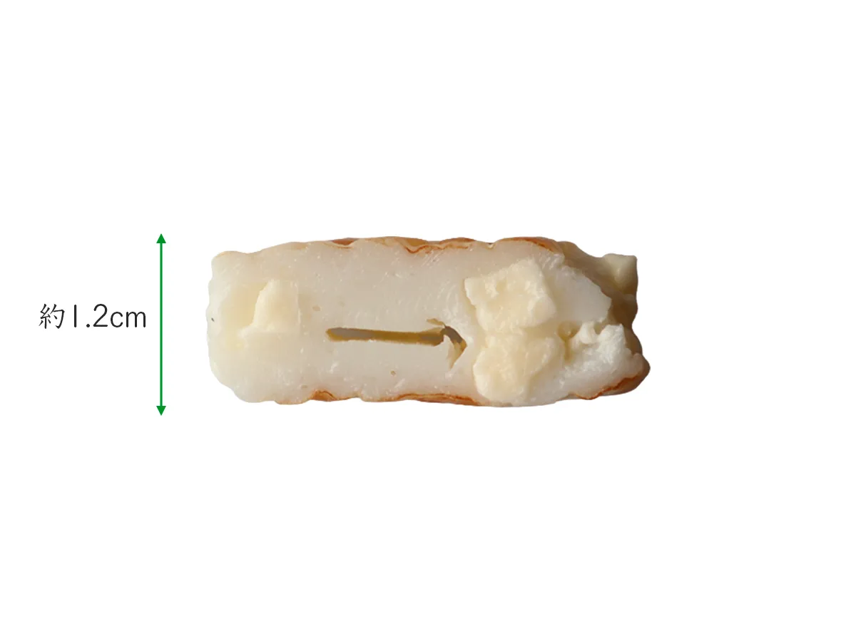 「味ささ チーズ」の厚さ